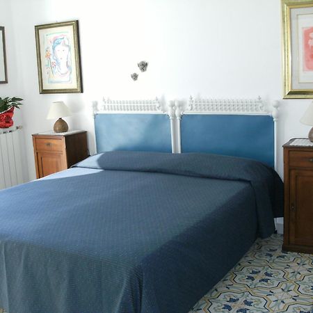 Villa Vista Mare Mela Lipari  Extérieur photo