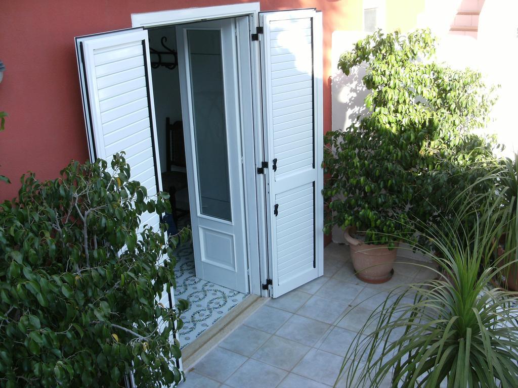 Villa Vista Mare Mela Lipari  Extérieur photo
