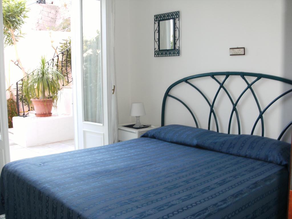 Villa Vista Mare Mela Lipari  Extérieur photo