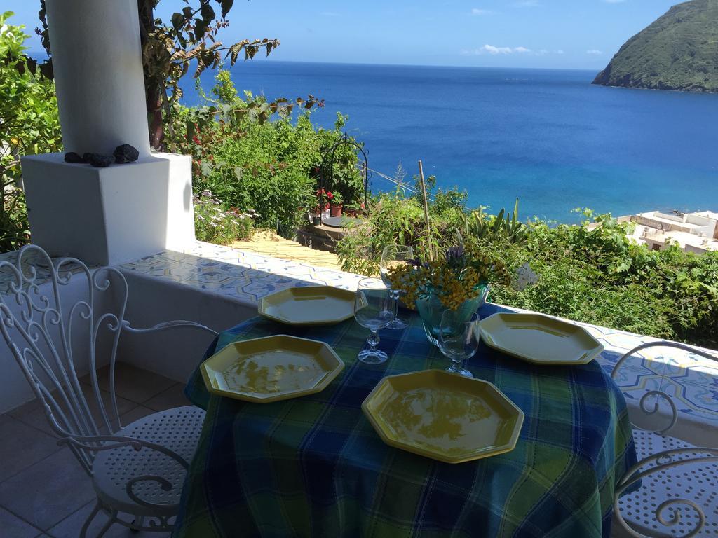 Villa Vista Mare Mela Lipari  Extérieur photo