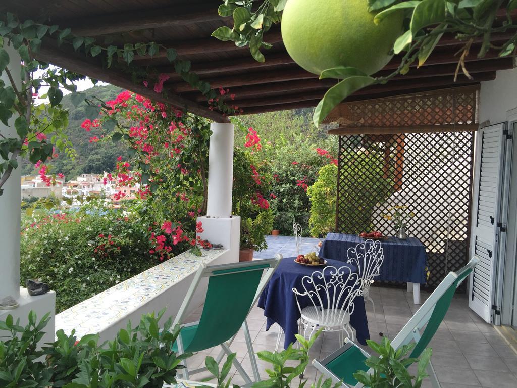 Villa Vista Mare Mela Lipari  Extérieur photo