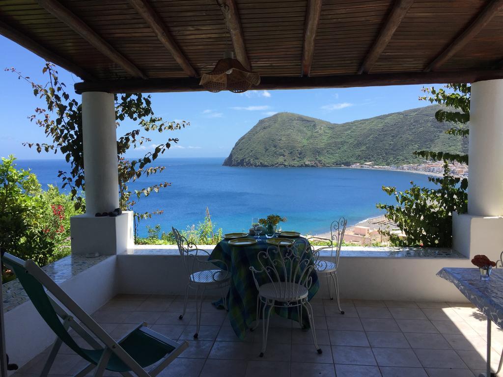 Villa Vista Mare Mela Lipari  Extérieur photo