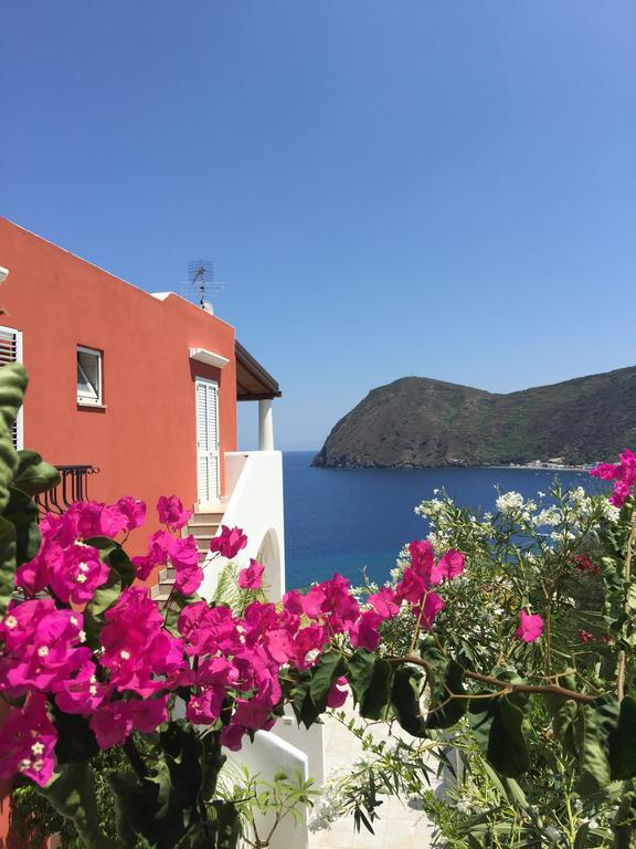 Villa Vista Mare Mela Lipari  Extérieur photo