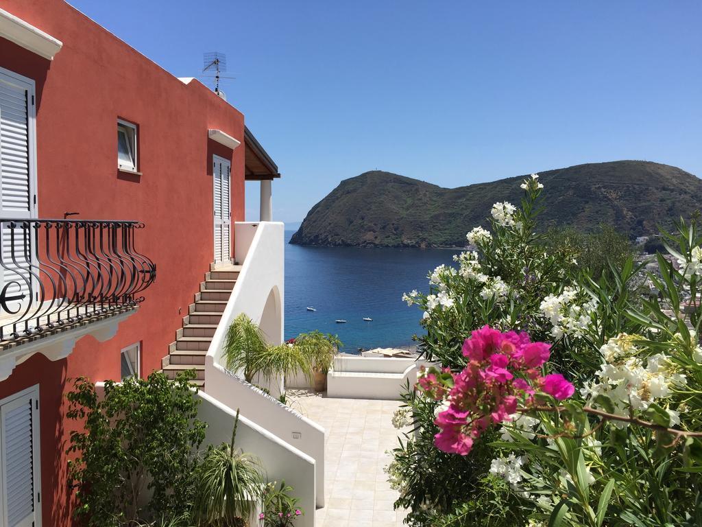 Villa Vista Mare Mela Lipari  Extérieur photo