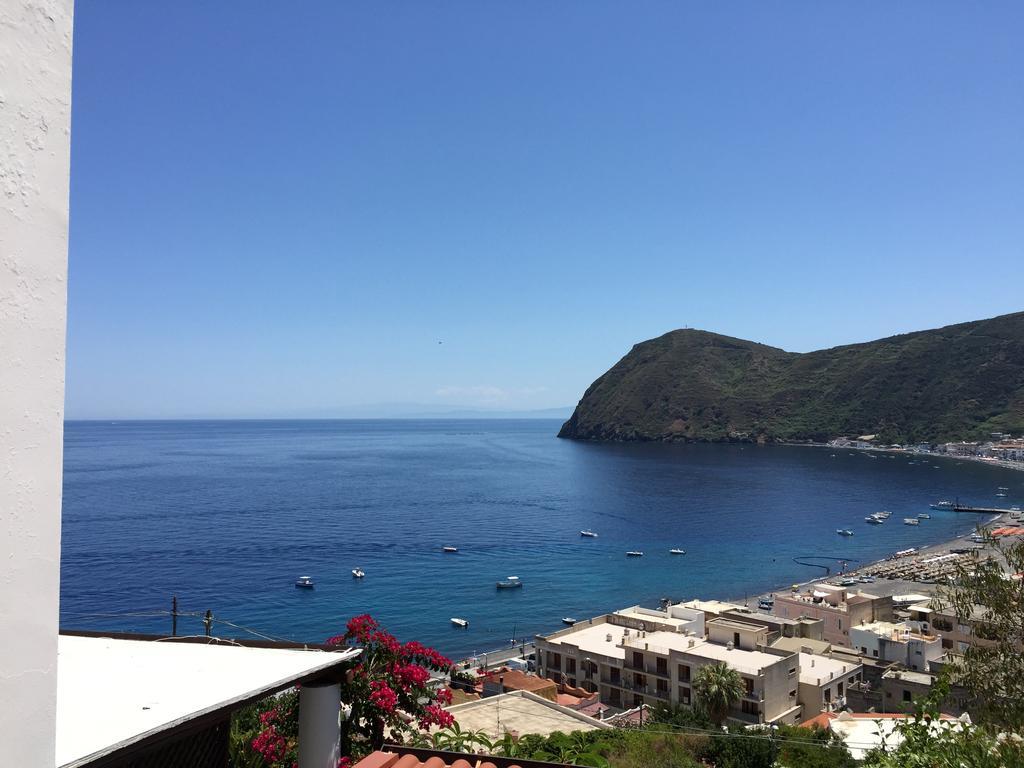 Villa Vista Mare Mela Lipari  Extérieur photo