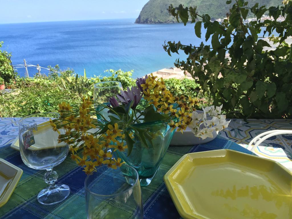 Villa Vista Mare Mela Lipari  Extérieur photo