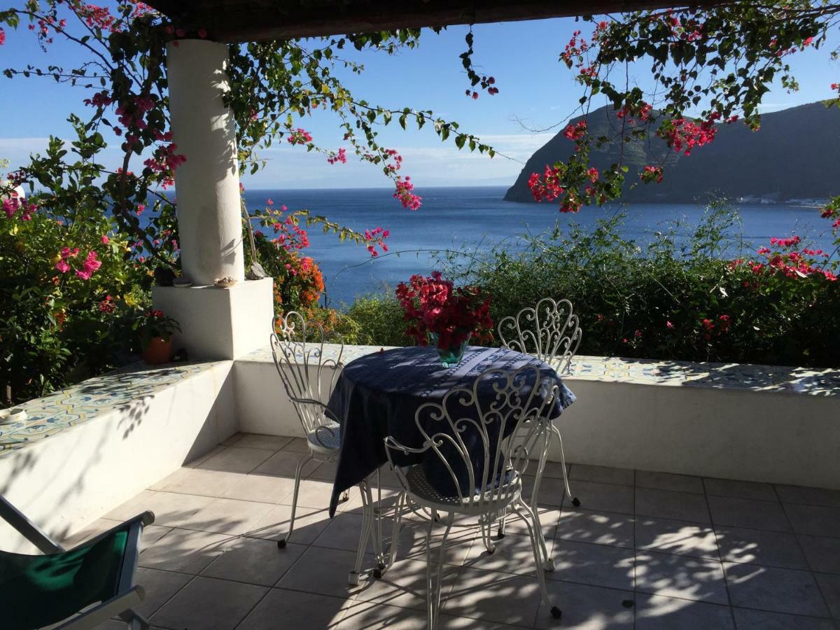 Villa Vista Mare Mela Lipari  Extérieur photo