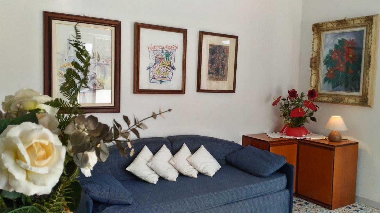 Villa Vista Mare Mela Lipari  Extérieur photo