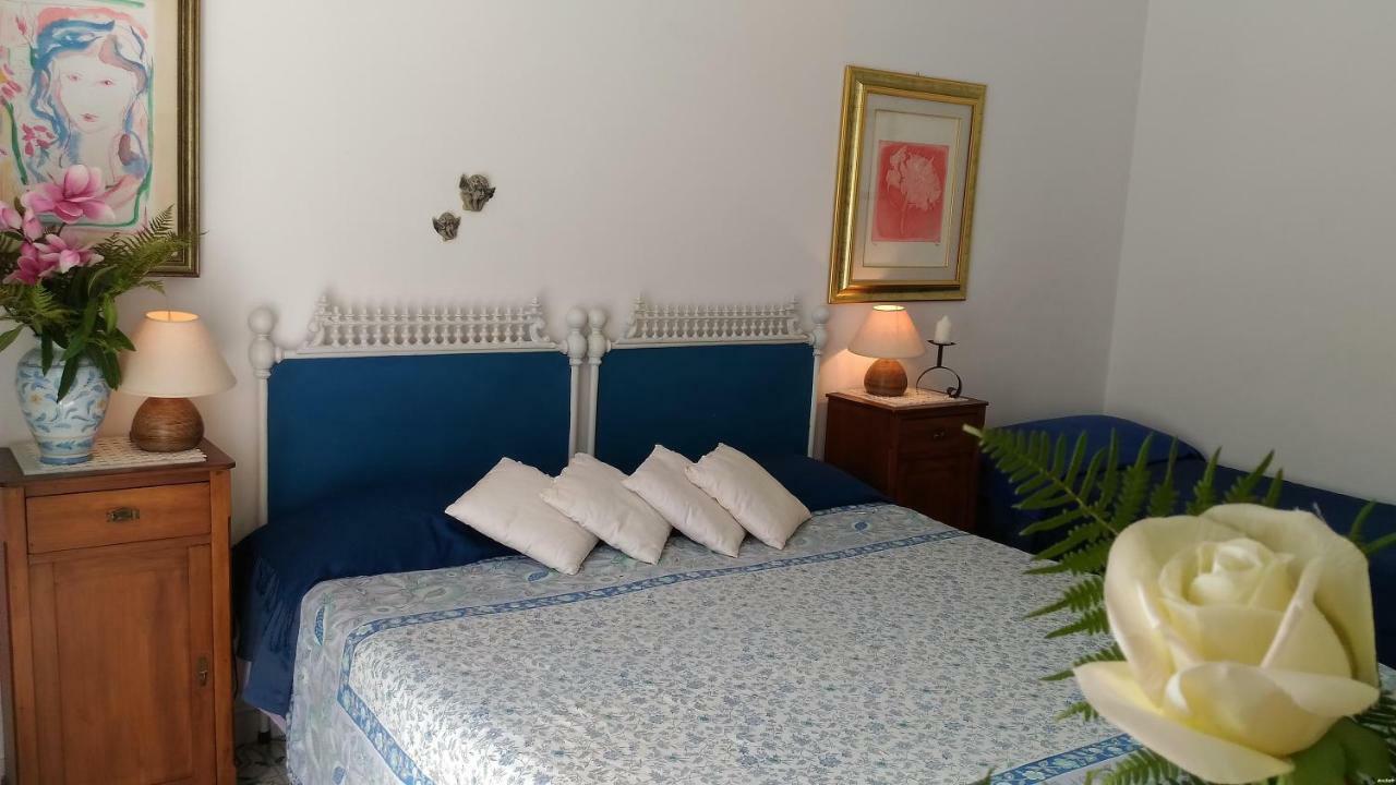 Villa Vista Mare Mela Lipari  Extérieur photo