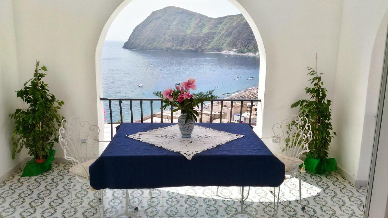 Villa Vista Mare Mela Lipari  Extérieur photo