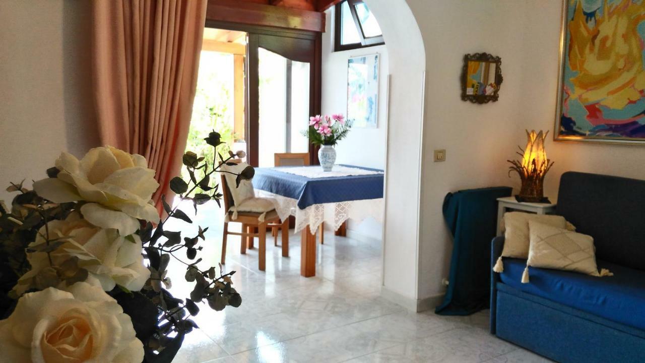 Villa Vista Mare Mela Lipari  Extérieur photo