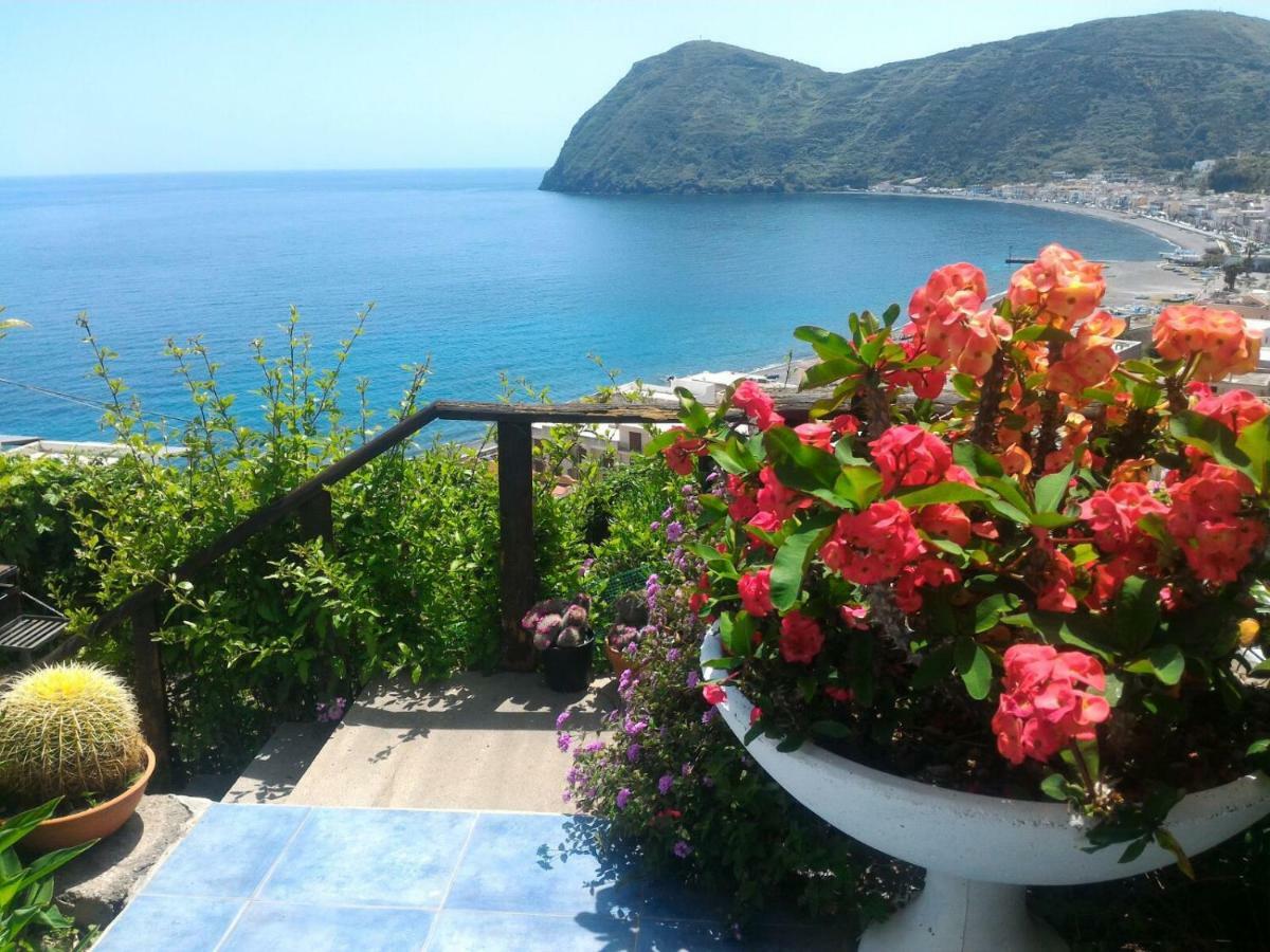 Villa Vista Mare Mela Lipari  Extérieur photo