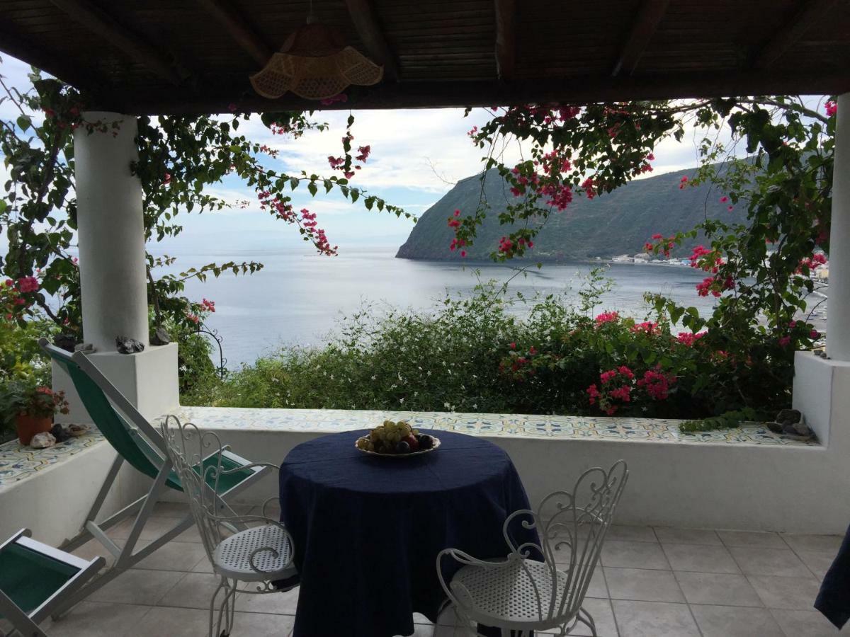 Villa Vista Mare Mela Lipari  Extérieur photo